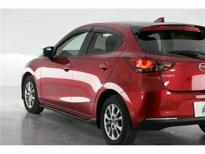 MAZDA2-6