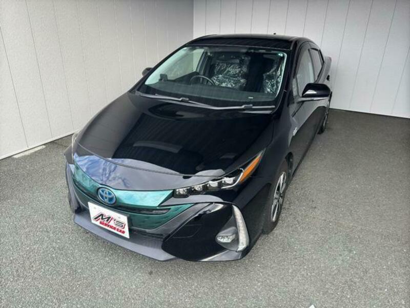 TOYOTA　PRIUS PHV