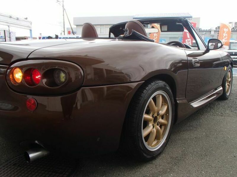 ROADSTER-14