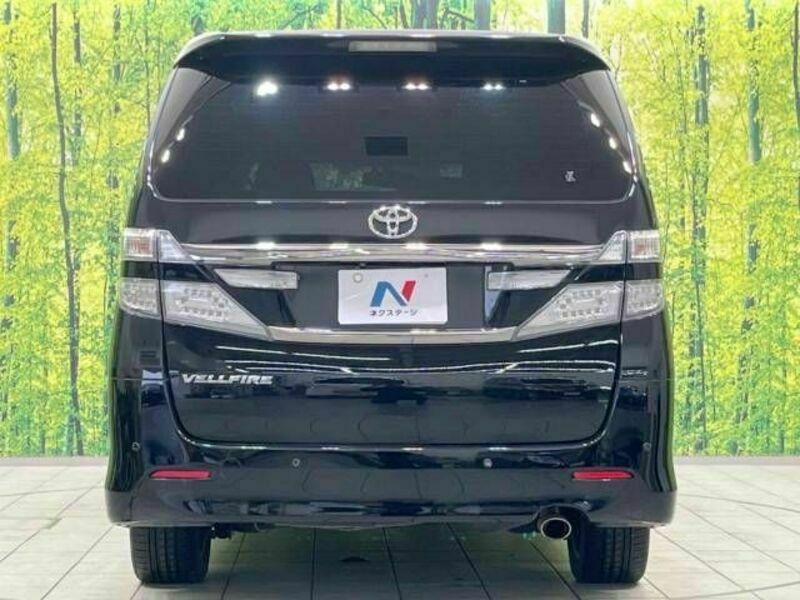 VELLFIRE-16