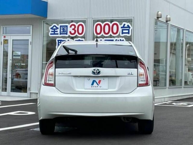 PRIUS-15