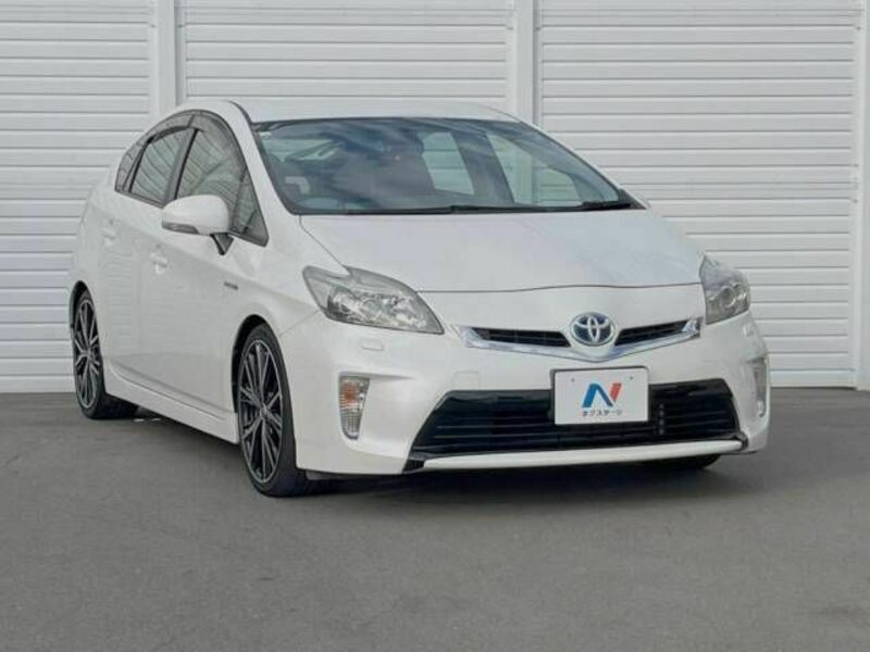 PRIUS-17