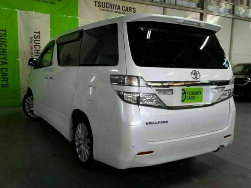 VELLFIRE-11