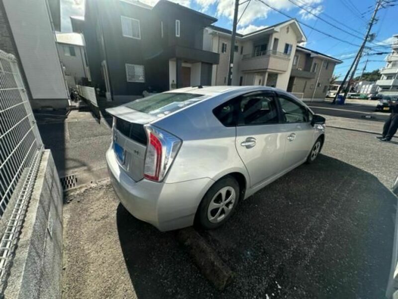 PRIUS-2