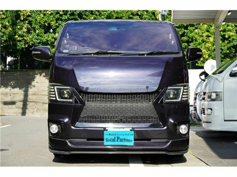 HIACE VAN-1