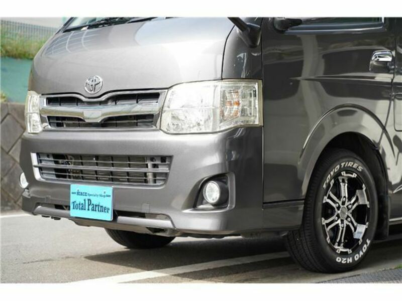 HIACE VAN-4