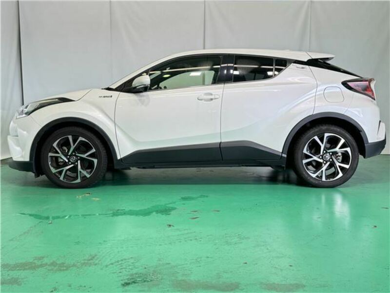 C-HR-8