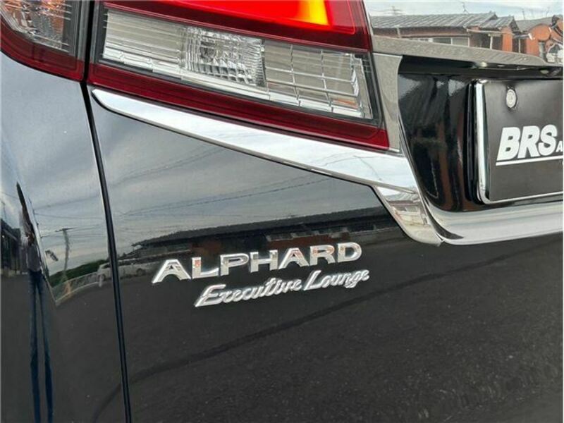 ALPHARD-9