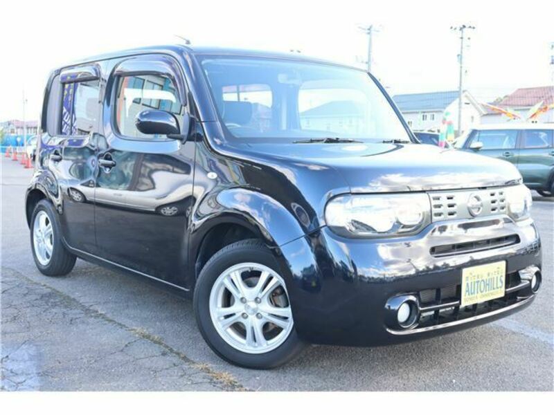 NISSAN　CUBE