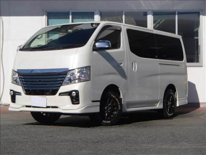 NISSAN　NV350 CARAVAN