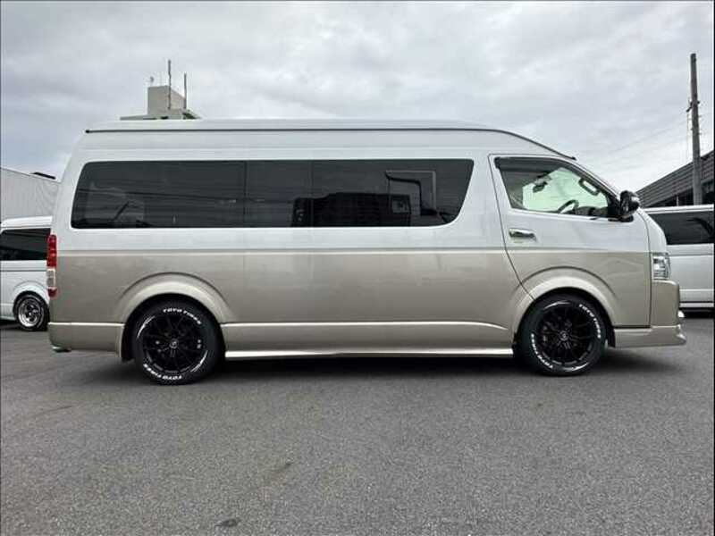 HIACE VAN-12