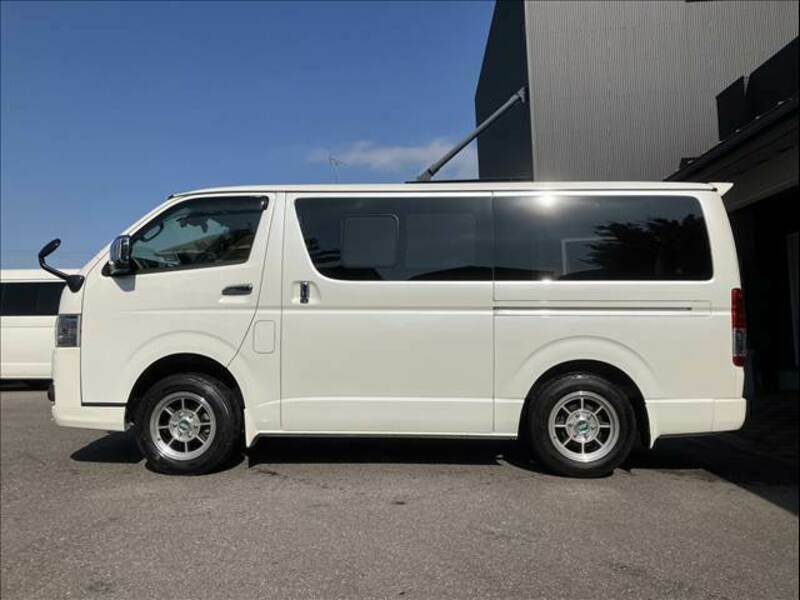 HIACE VAN-13