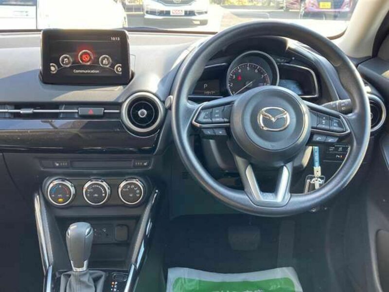 MAZDA2-16