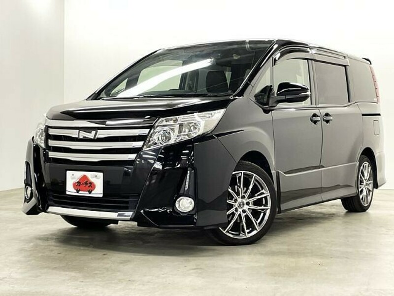 TOYOTA　NOAH