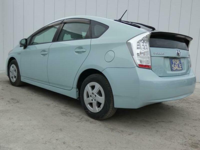 PRIUS-2