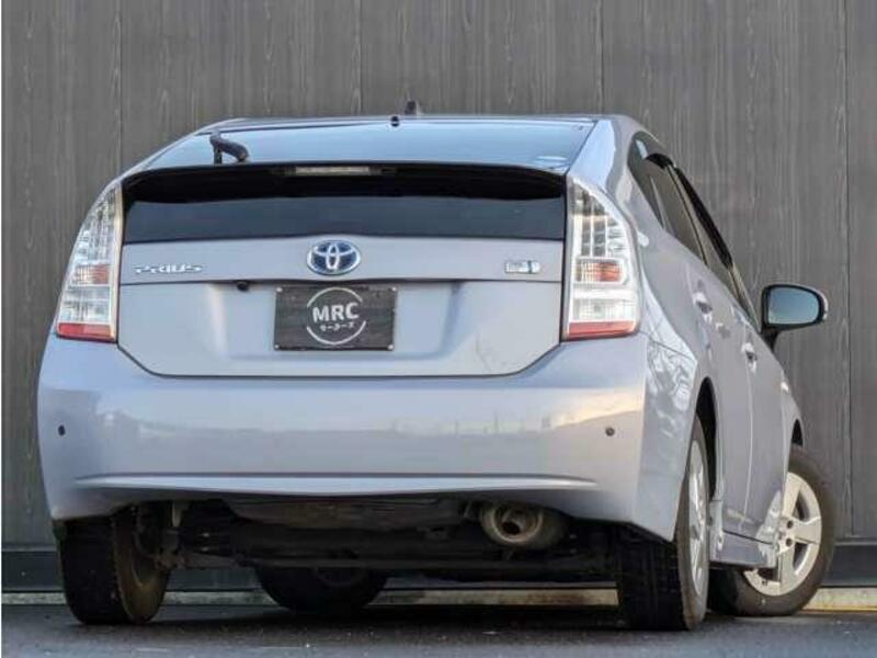 PRIUS-1