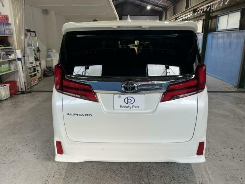 ALPHARD-9