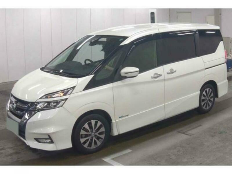 NISSAN　SERENA