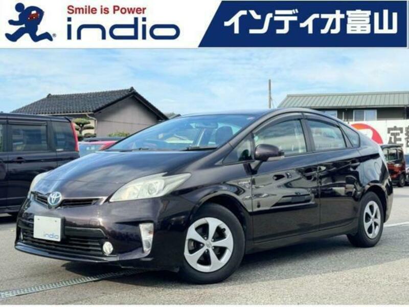 TOYOTA　PRIUS