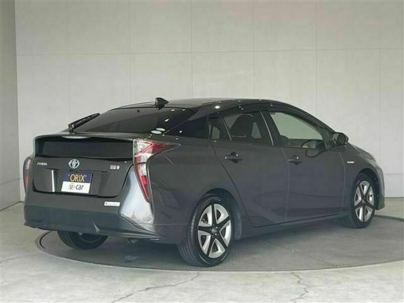 PRIUS-1