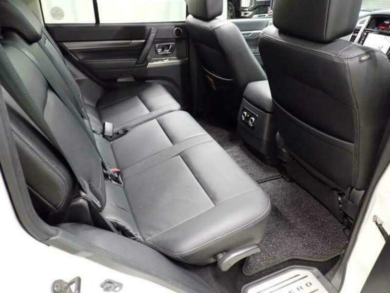 PAJERO-14