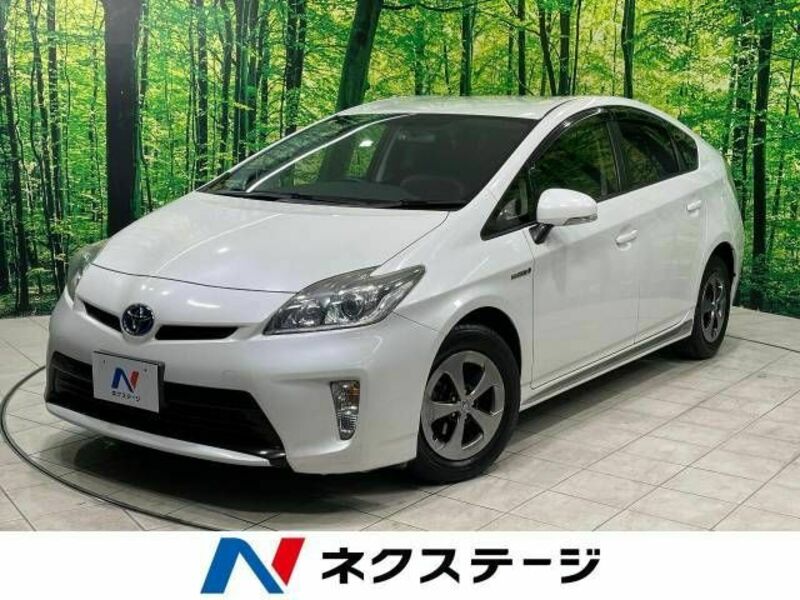 TOYOTA　PRIUS