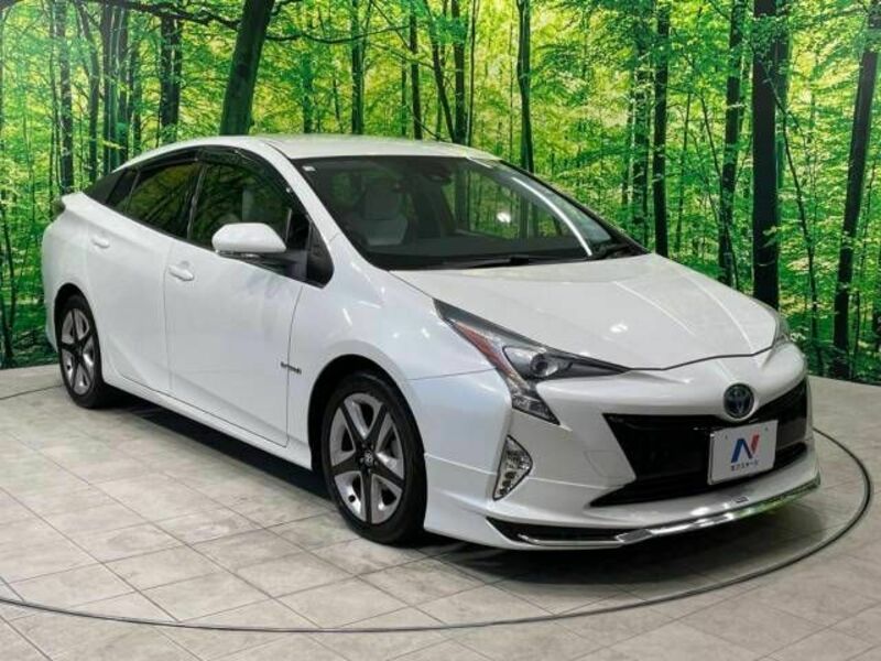 PRIUS-16