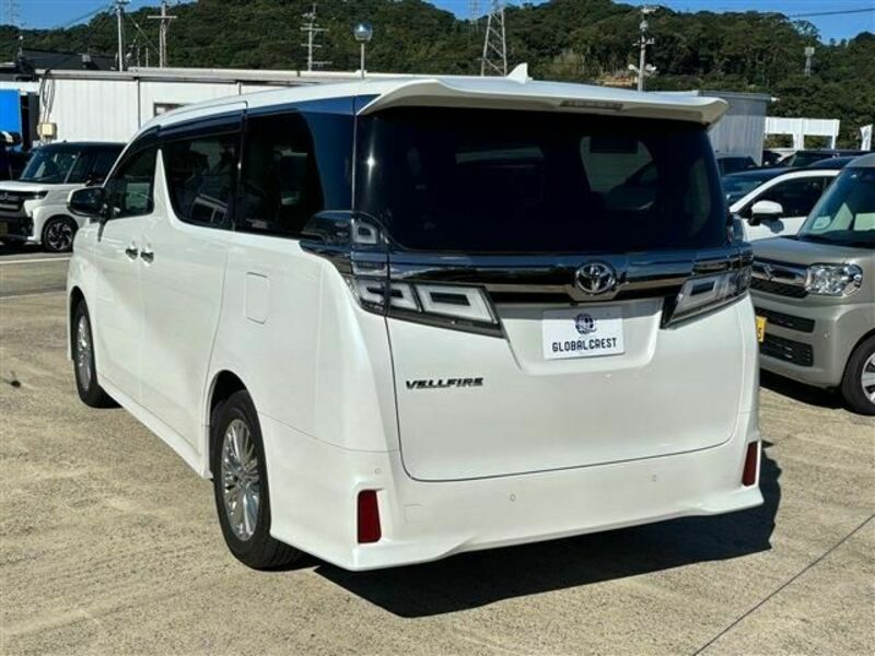 VELLFIRE-10