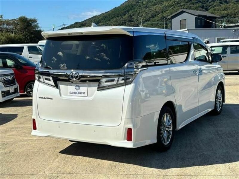 VELLFIRE-12