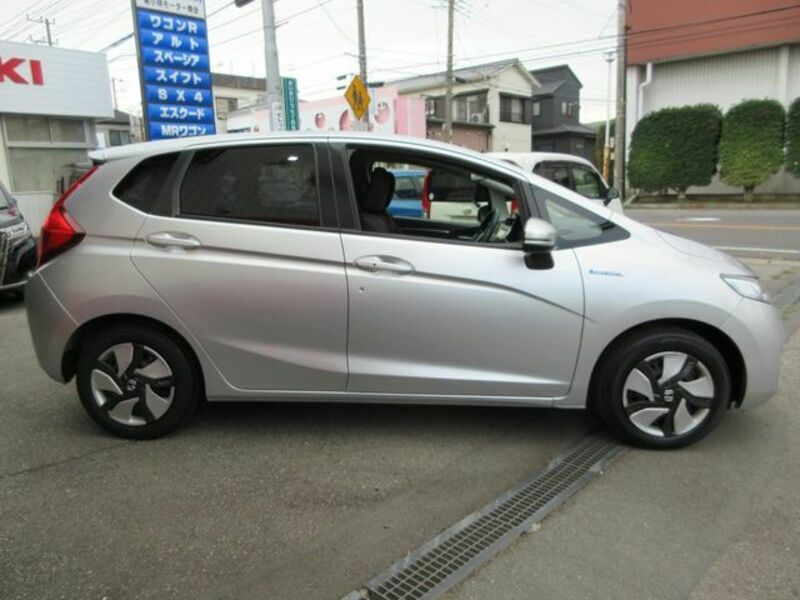 FIT HYBRID-7