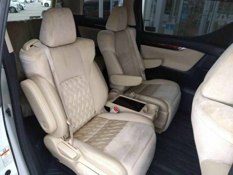 ALPHARD-7