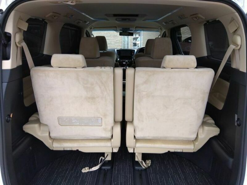 ALPHARD-9