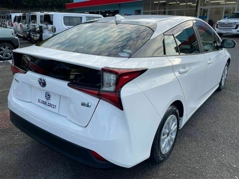 PRIUS-10