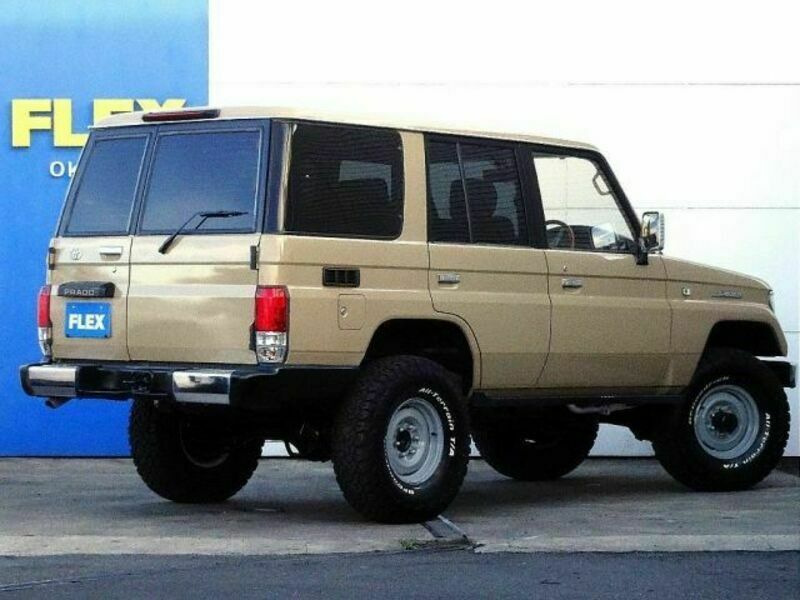 LAND CRUISER PRADO-1