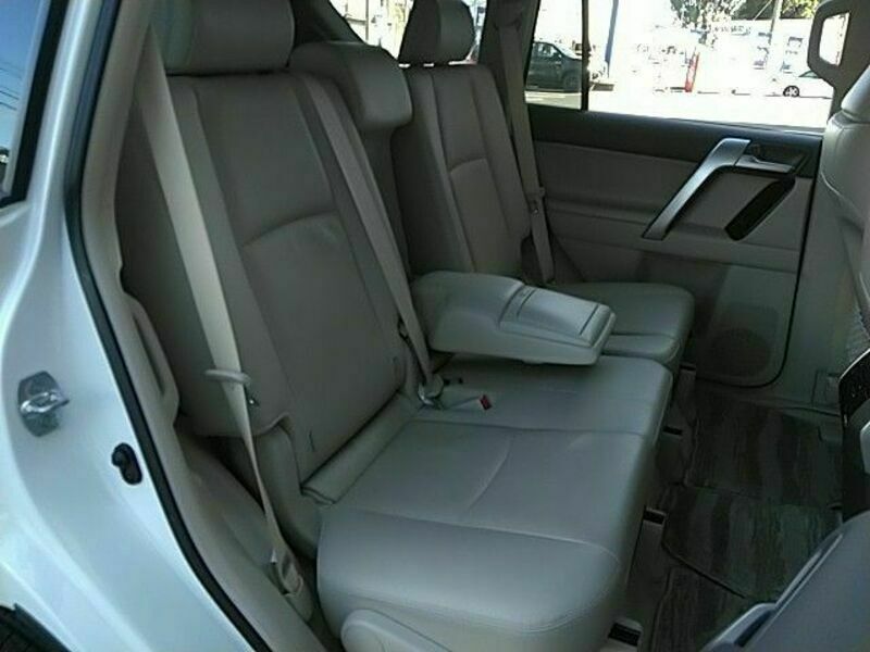 LAND CRUISER PRADO-11