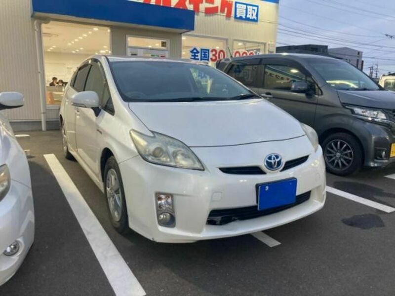 PRIUS-1