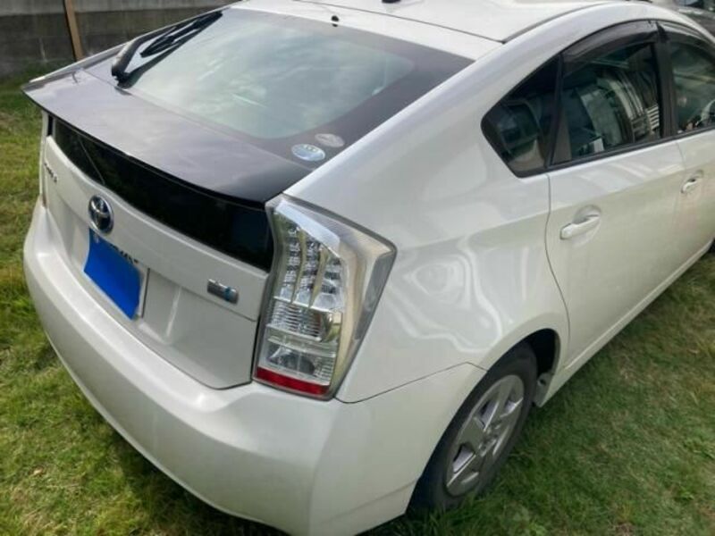 PRIUS-5