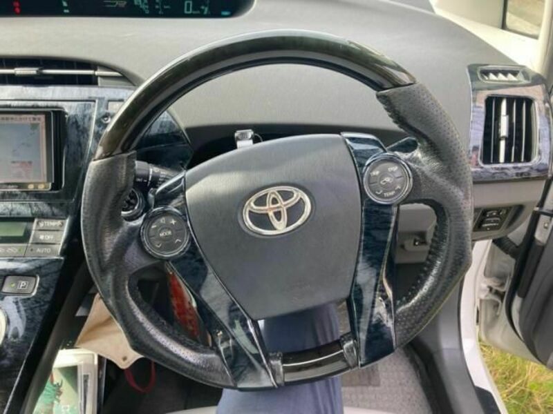 PRIUS-14