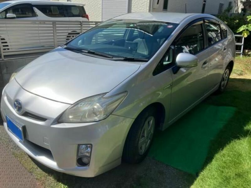 PRIUS-1