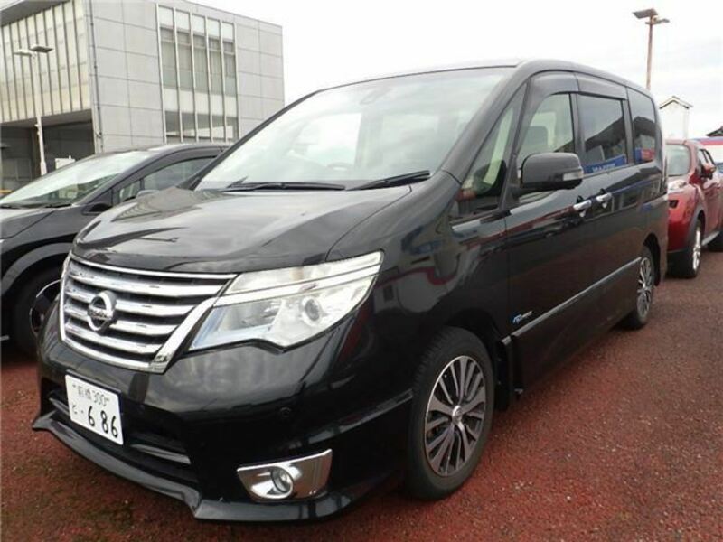 NISSAN　SERENA