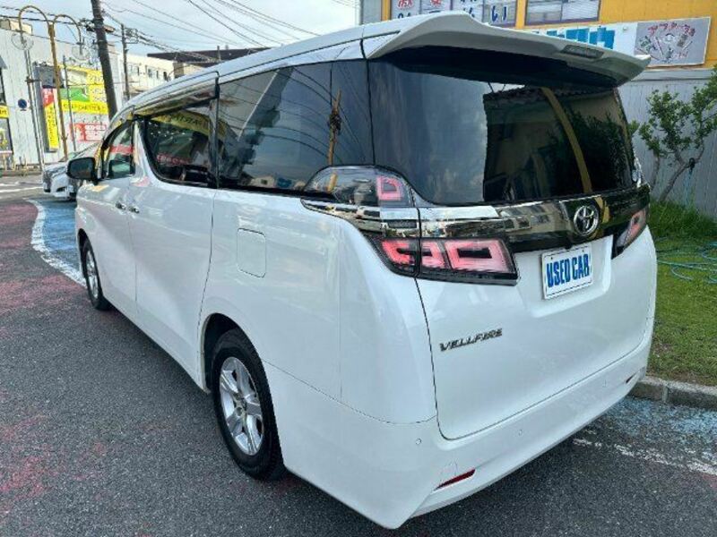 VELLFIRE-8