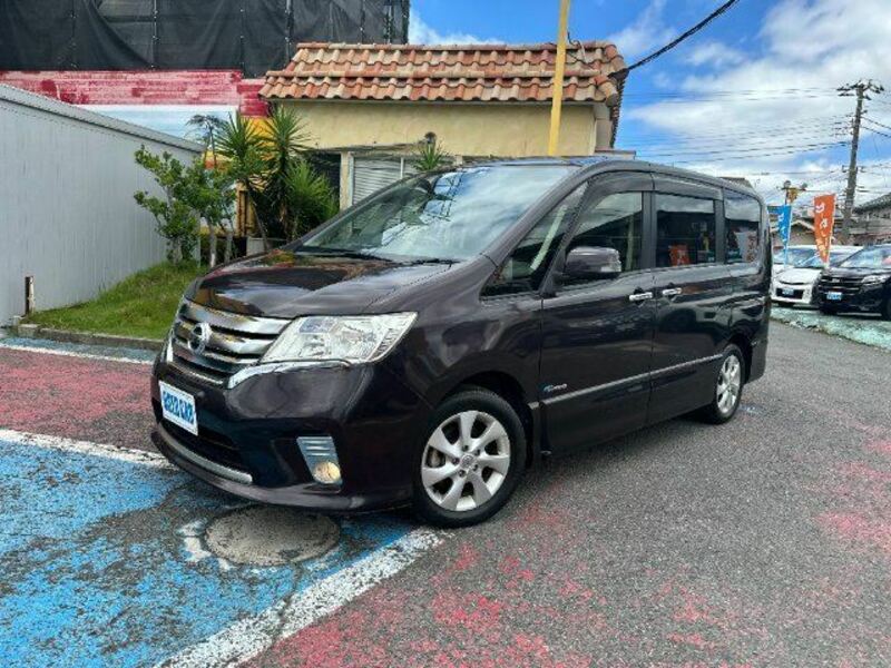 NISSAN　SERENA