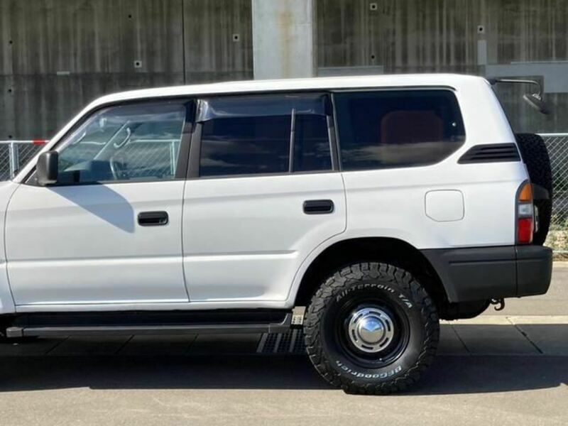 LAND CRUISER PRADO-20