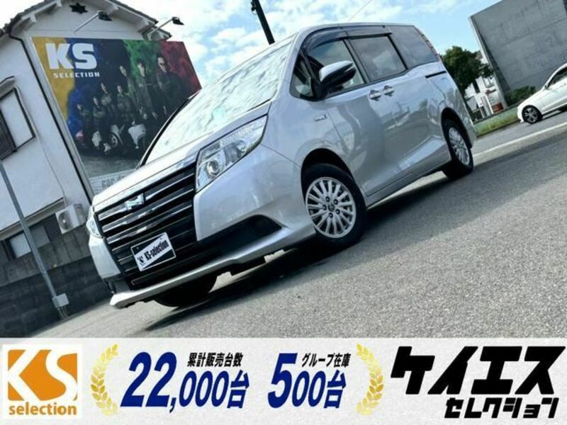 TOYOTA　NOAH