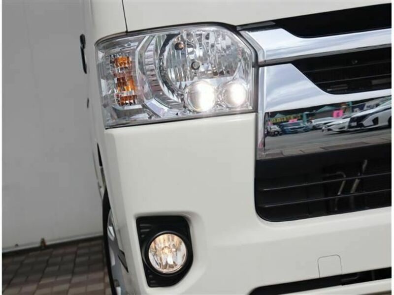 HIACE VAN-22