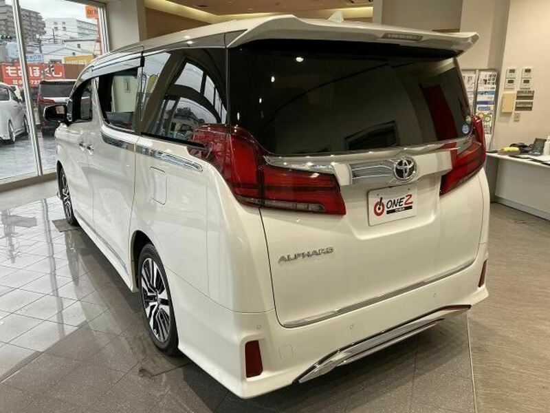 ALPHARD-17