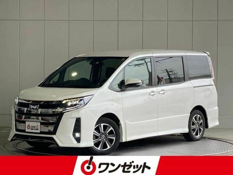 TOYOTA　NOAH