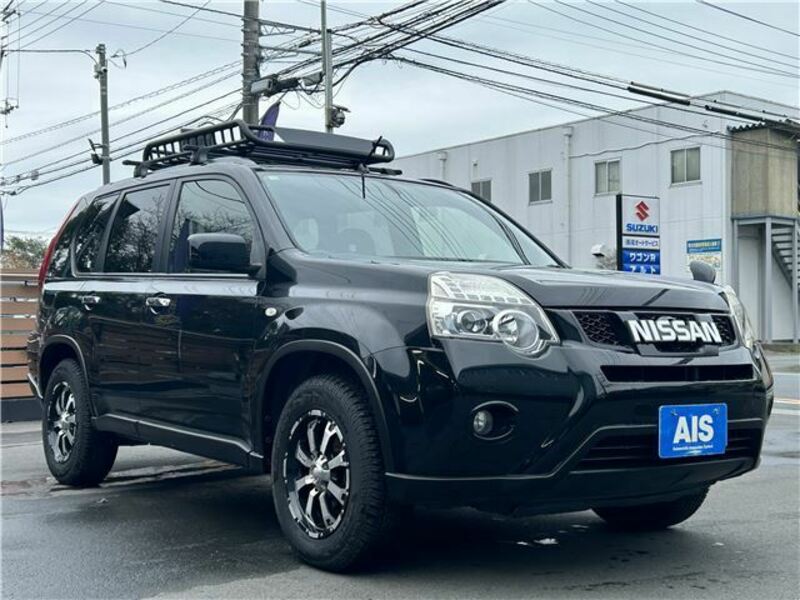 X-TRAIL