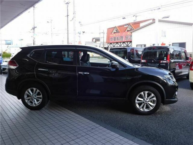 X-TRAIL-3