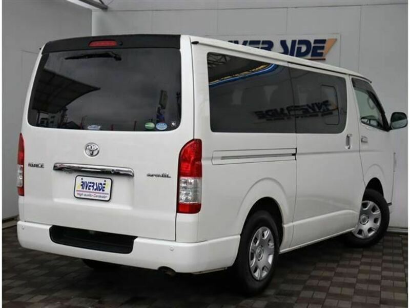 HIACE VAN-2